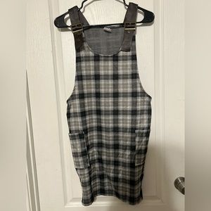 Black grey plaid dress with pockets